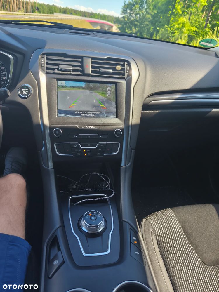 Ford Mondeo 2.0 EcoBlue Titanium - 23
