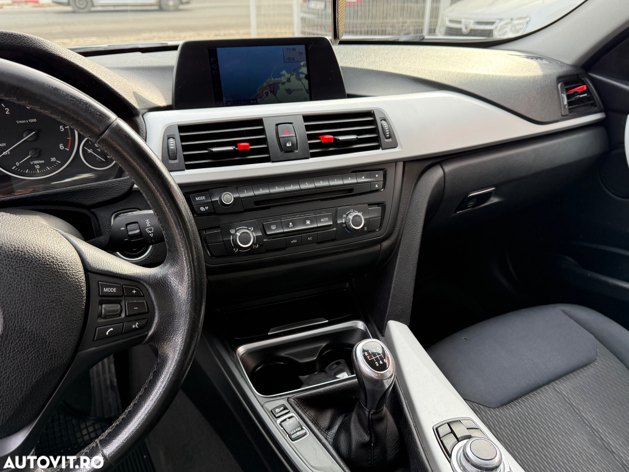 BMW Seria 3 318d Blue Performance - 6