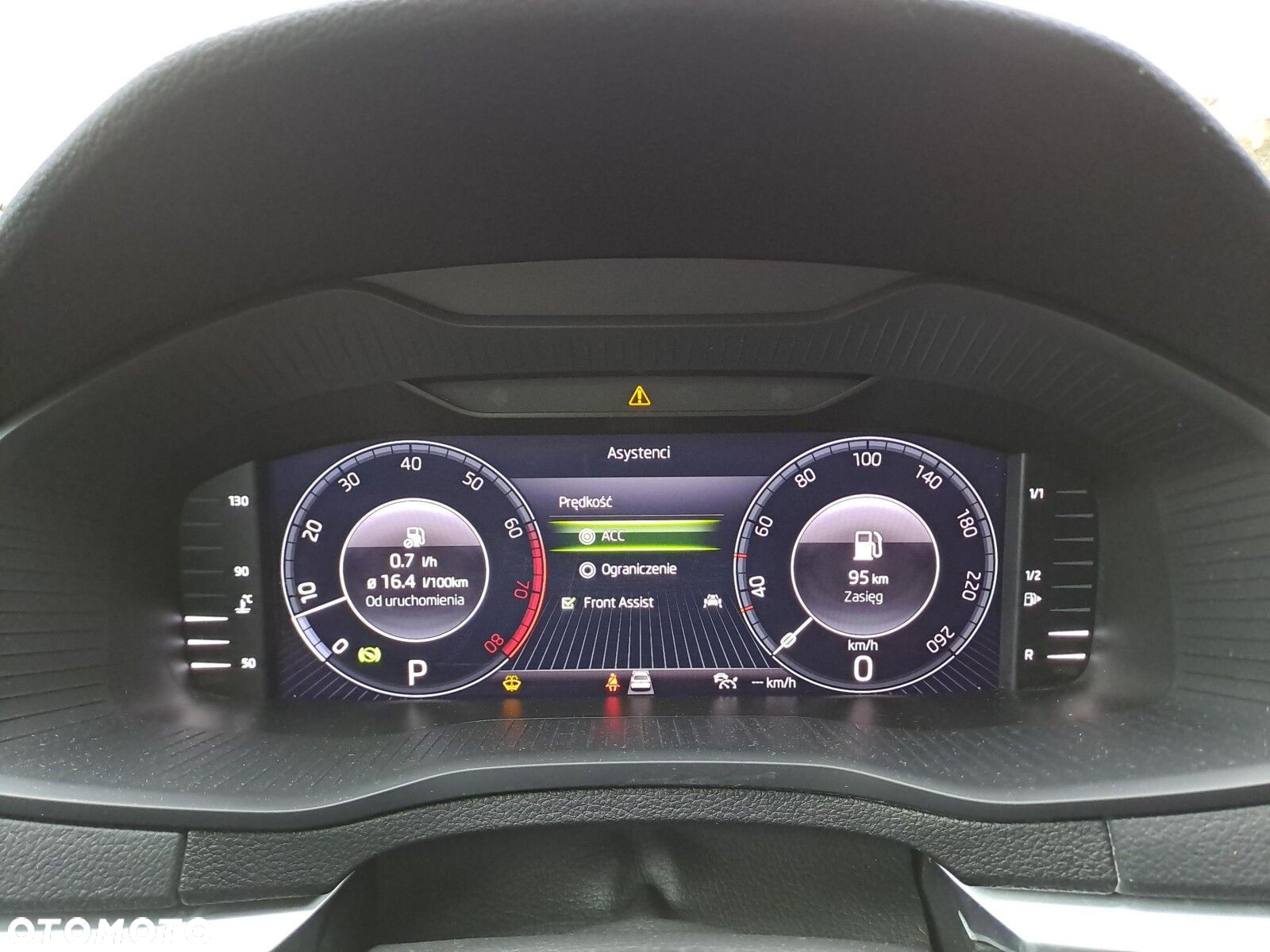 Skoda Karoq 1.5 TSI ACT 4x2 Style DSG - 16