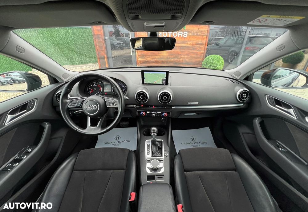 Audi A3 2.0 TDI Sportback S tronic sport - 3