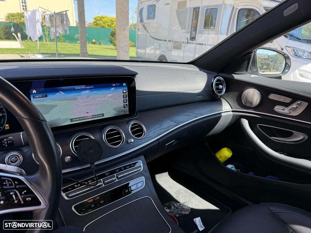 Mercedes-Benz E 300 - 6