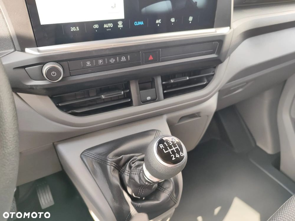 Volkswagen Transporter - 10