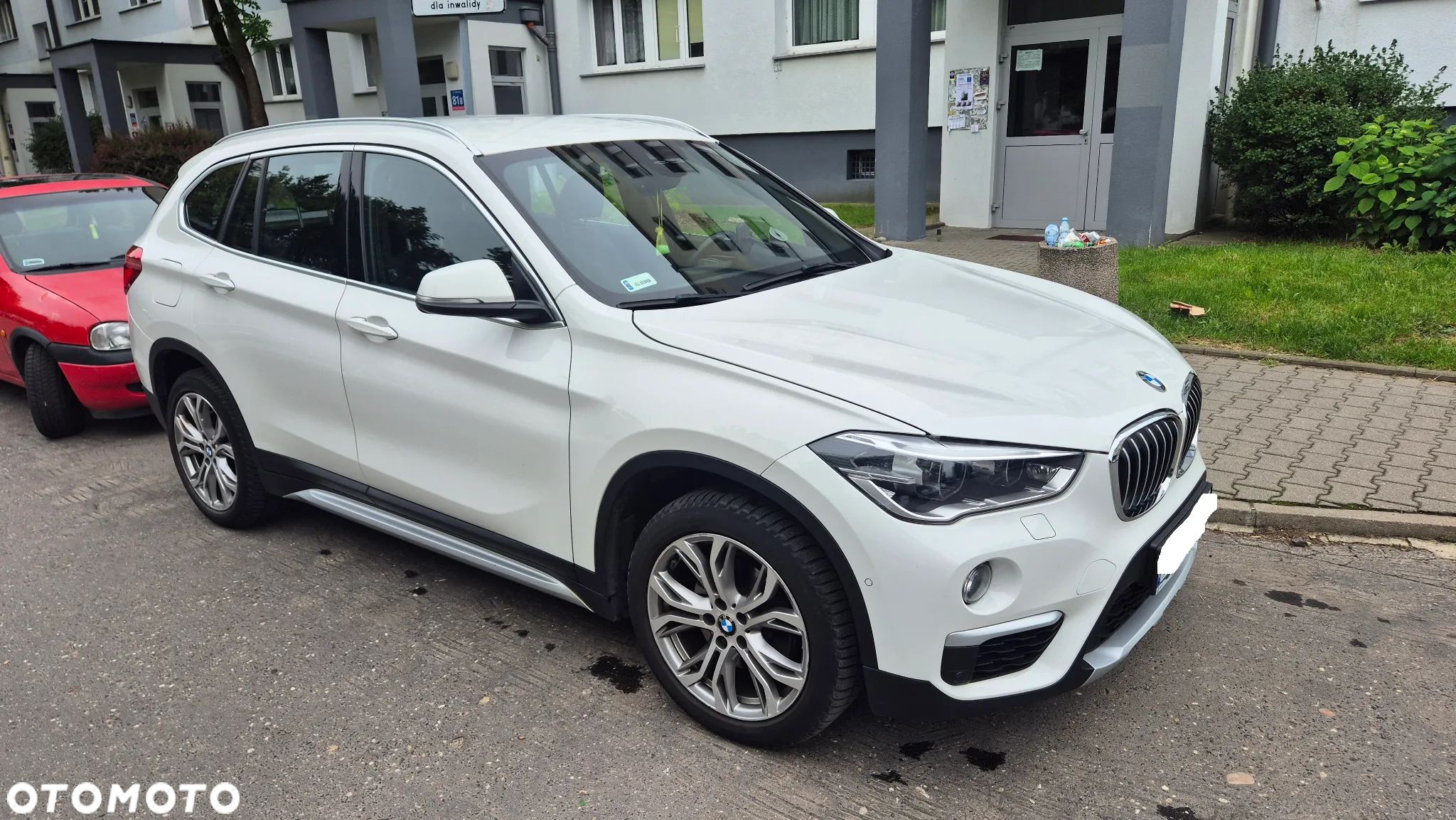 BMW X1 sDrive18i xLine - 1