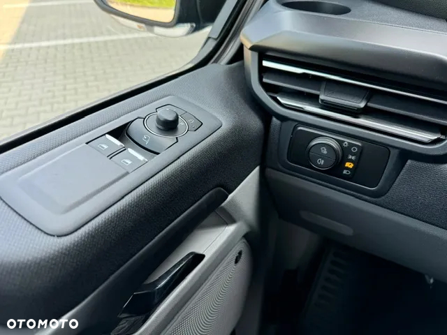 Ford Tourneo Custom 2.0 EcoBlue 320 AWD L2 Titanium - 6