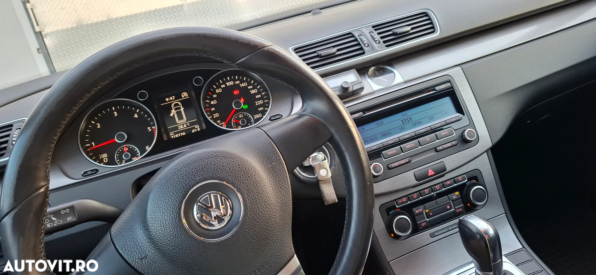 Volkswagen Passat Variant 2.0 Blue TDI DSG SCR Highline - 7