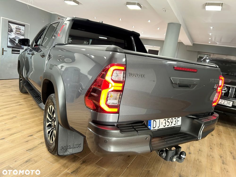 Toyota Hilux 2.8 D-4D Double Cab GR Sport 4x4 - 8