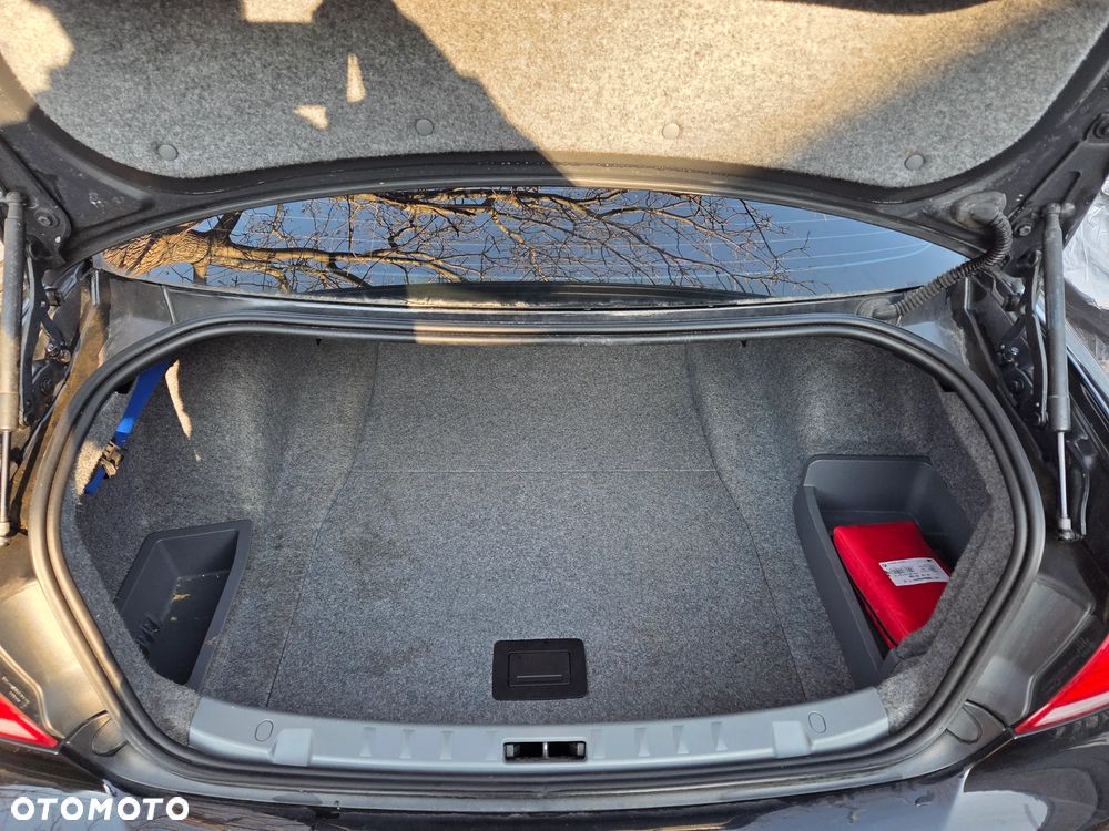 BMW Seria 3 320i - 10