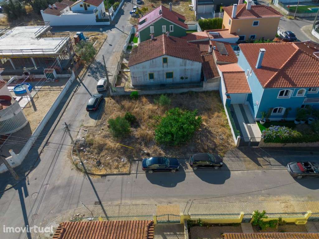 Terreno 300m² em Azeitão - Construa a sua moradia de sonho a 15 Min... - Grande imagem: 4/12