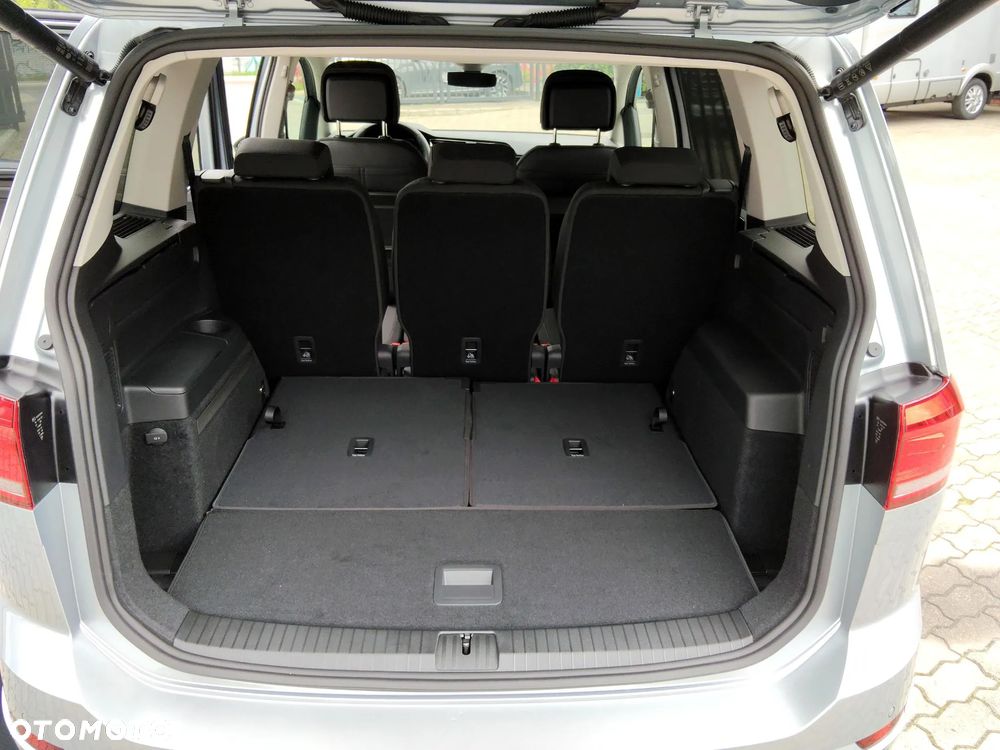 Volkswagen Touran 1.5 TSI EVO Highline DSG - 19