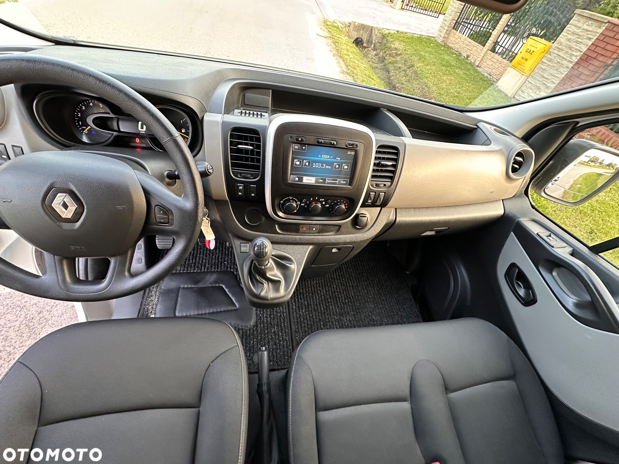 Renault Trafic - 17