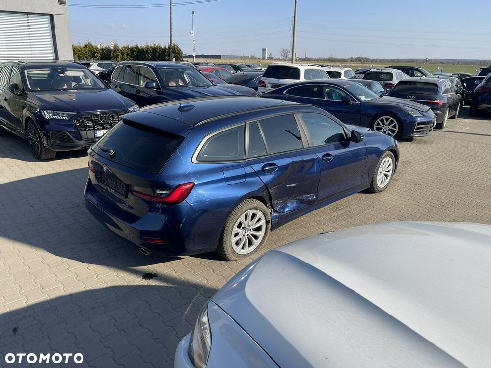 BMW Seria 3 318d - 6