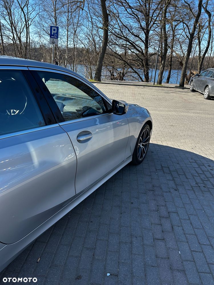 BMW Seria 3 330i xDrive Sport Line - 8