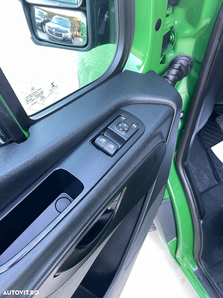 Mercedes-Benz Sprinter Doka 317  2.0CDI  6LOCURI - 26