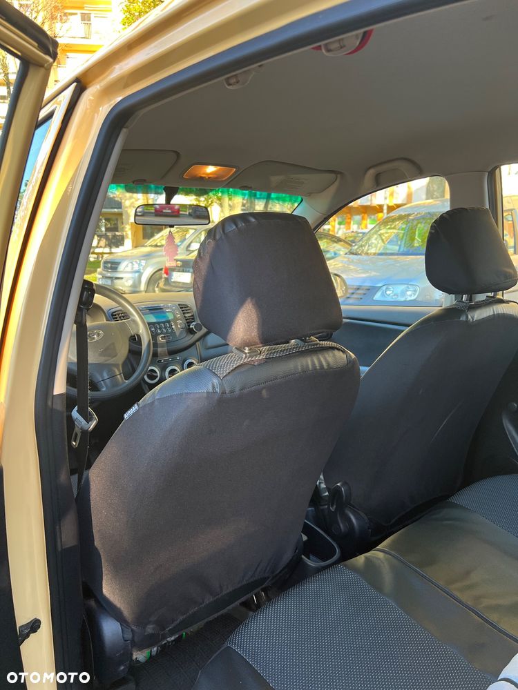 Hyundai i10 1.1 Classic - 12