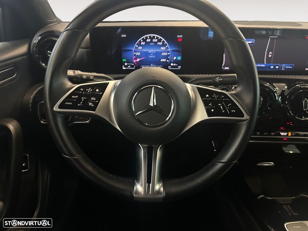 Mercedes-Benz A 250 e - 12
