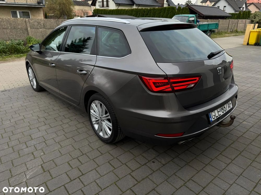 Seat Leon 2.0 TDI Xcellence S&S DSG - 15