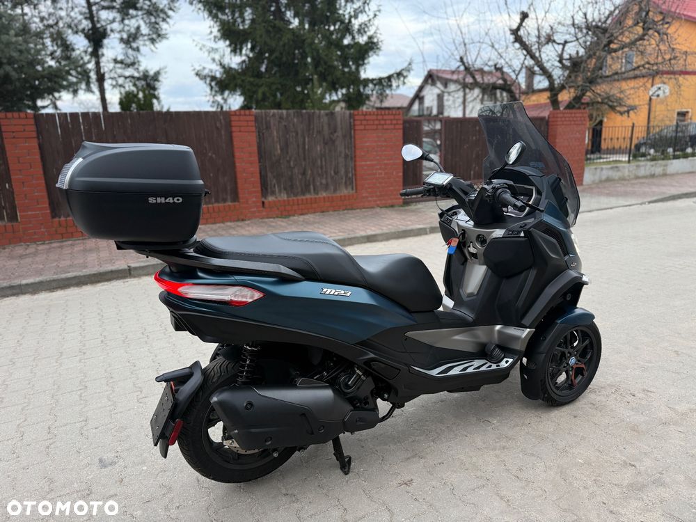 Piaggio MP-3 - 8
