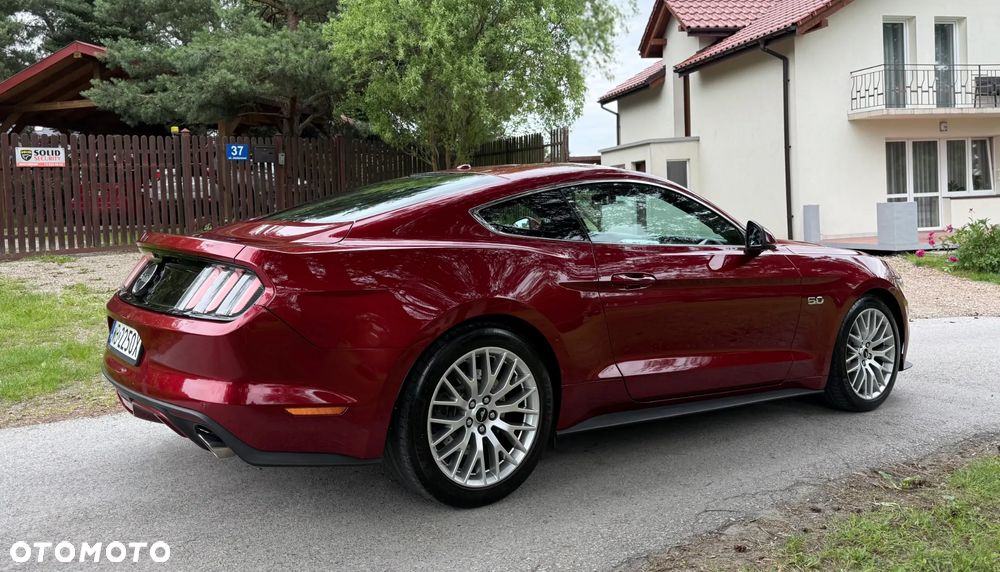 Ford Mustang - 7