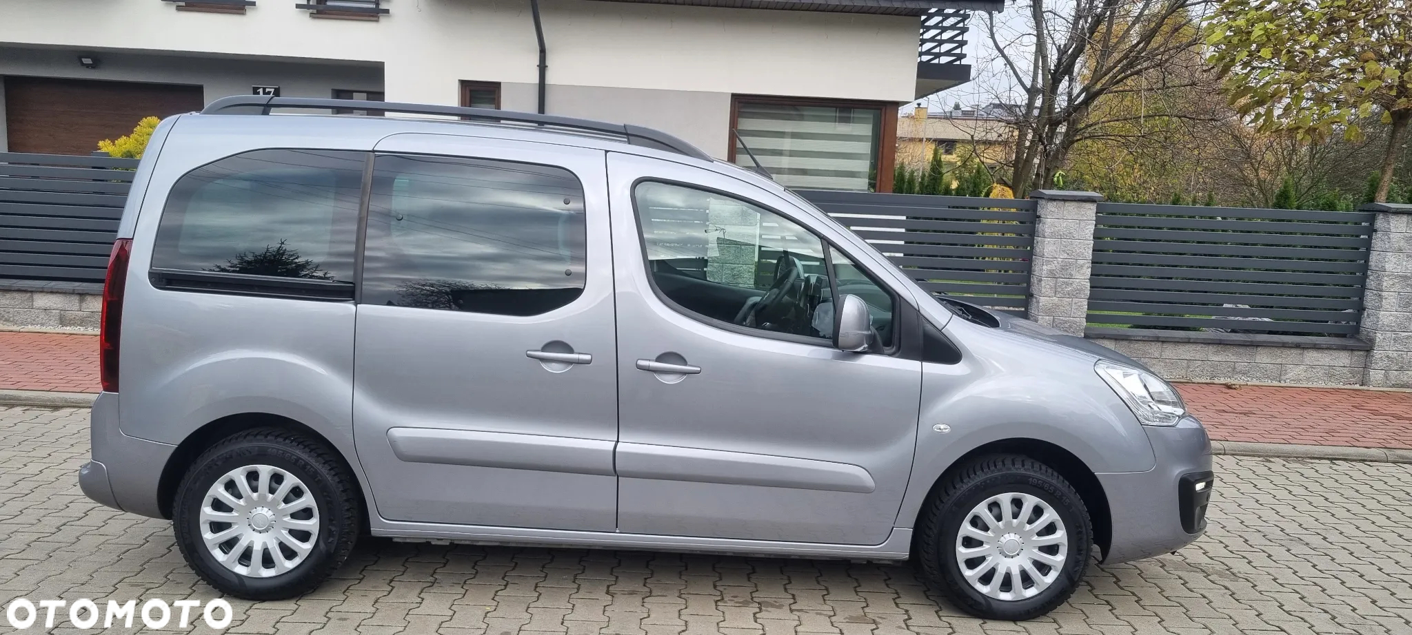 Citroën Berlingo Multispace PureTech 110 SELECTION - 9