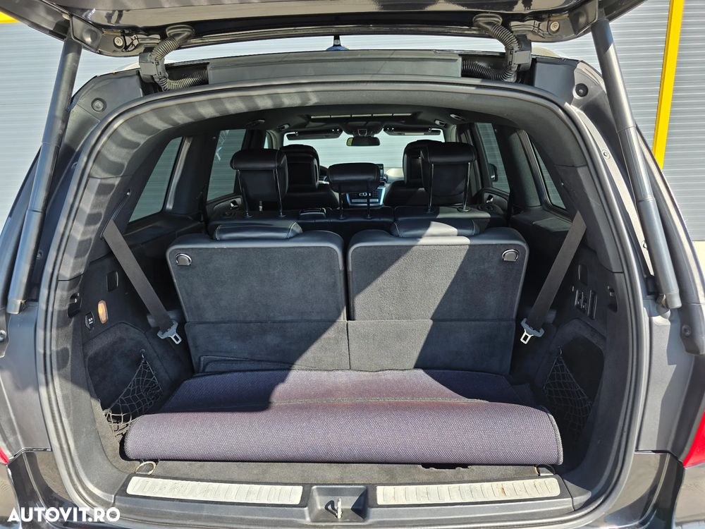 Mercedes-Benz GL - 11