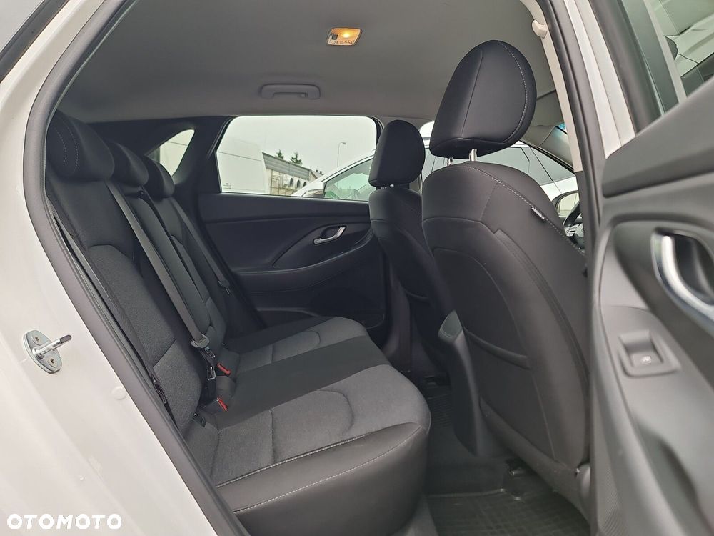 Hyundai i30 1.5 T-GDI 48V Smart DCT - 30
