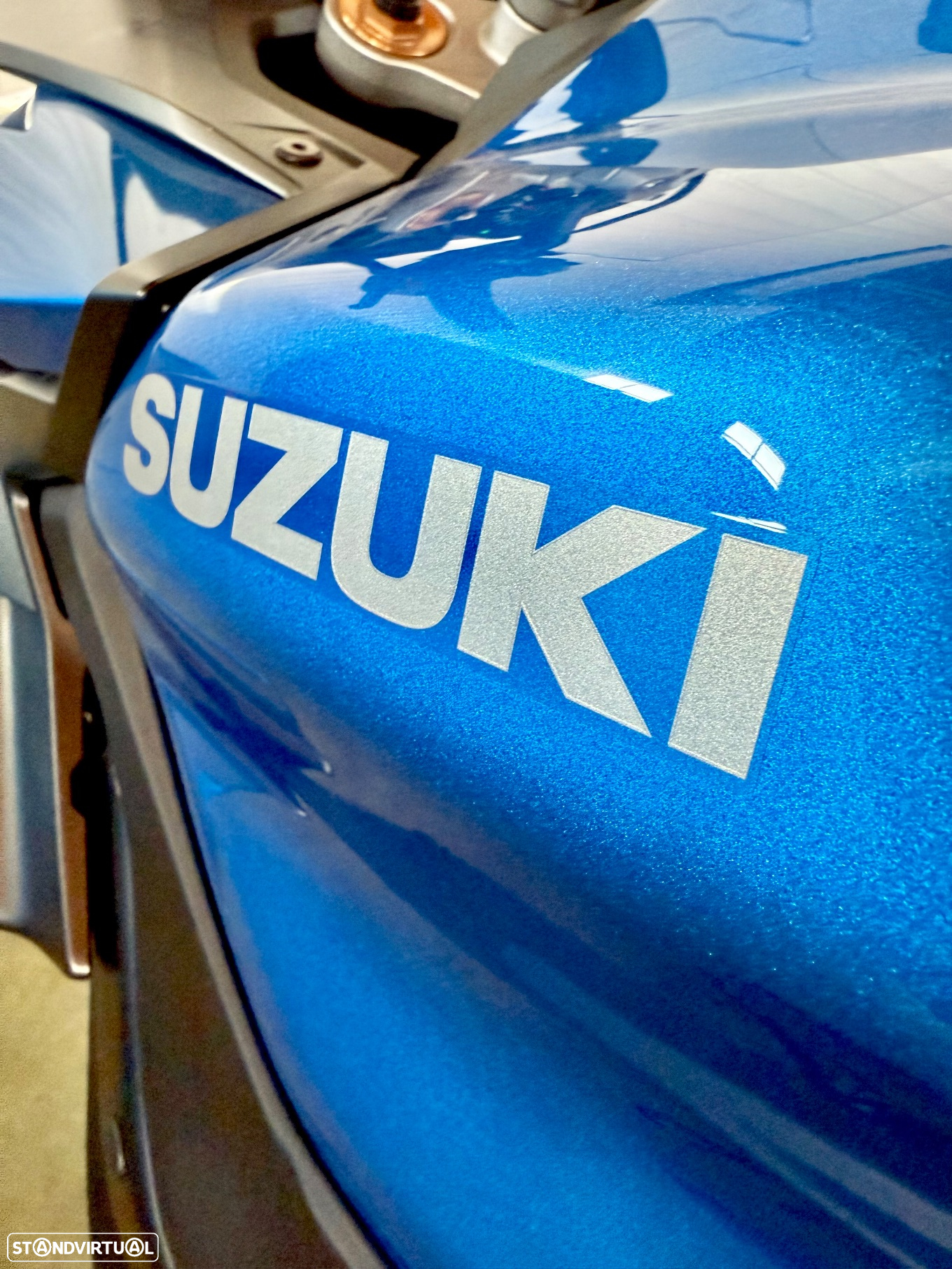 Suzuki GSX 1000 GT - 13