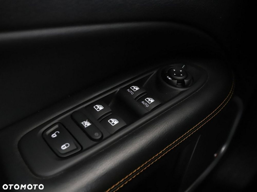 Jeep Compass 1.4 TMair Limited FWD S&S - 34