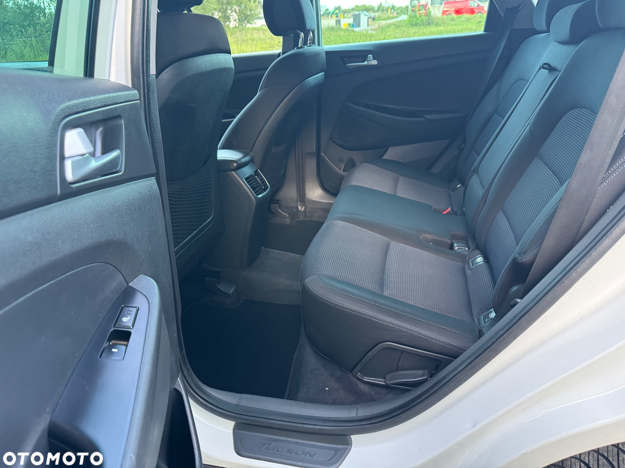 Hyundai Tucson blue 1.7 CRDi 2WD Advantage - 12