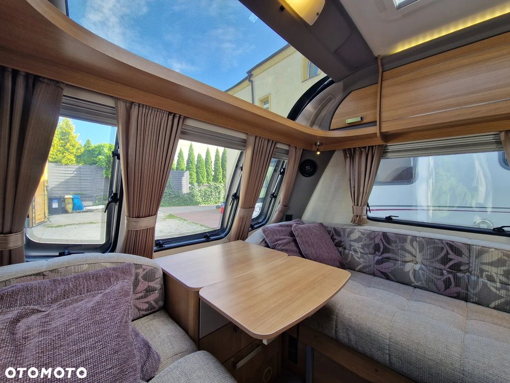 Coachman VIP - 8