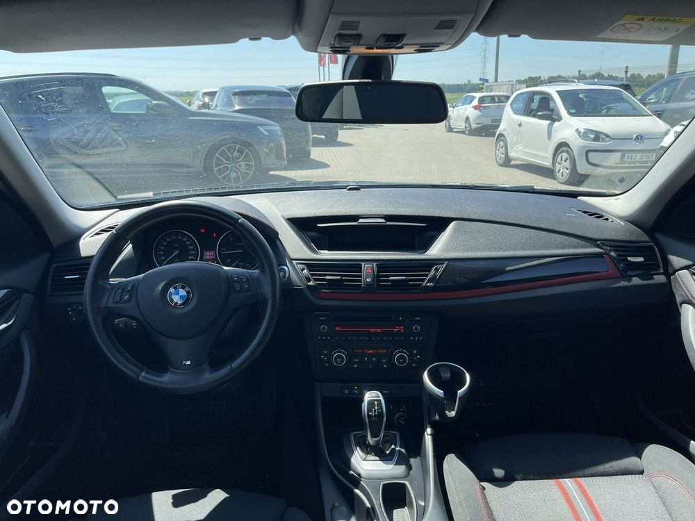 BMW X1 sDrive18d xLine - 10