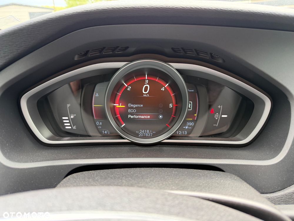 Volvo V40 D2 RDesign - 10