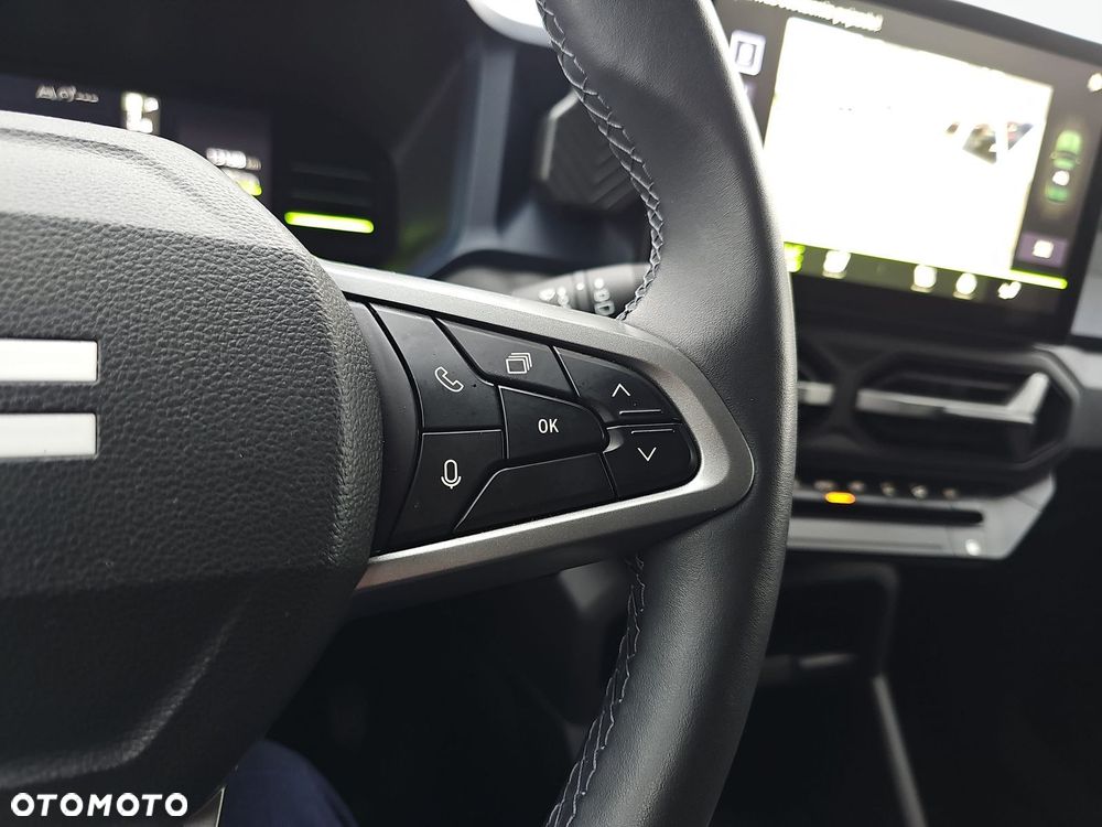 Dacia Duster 1.6 Full Hybrid 140 Journey MMT - 23