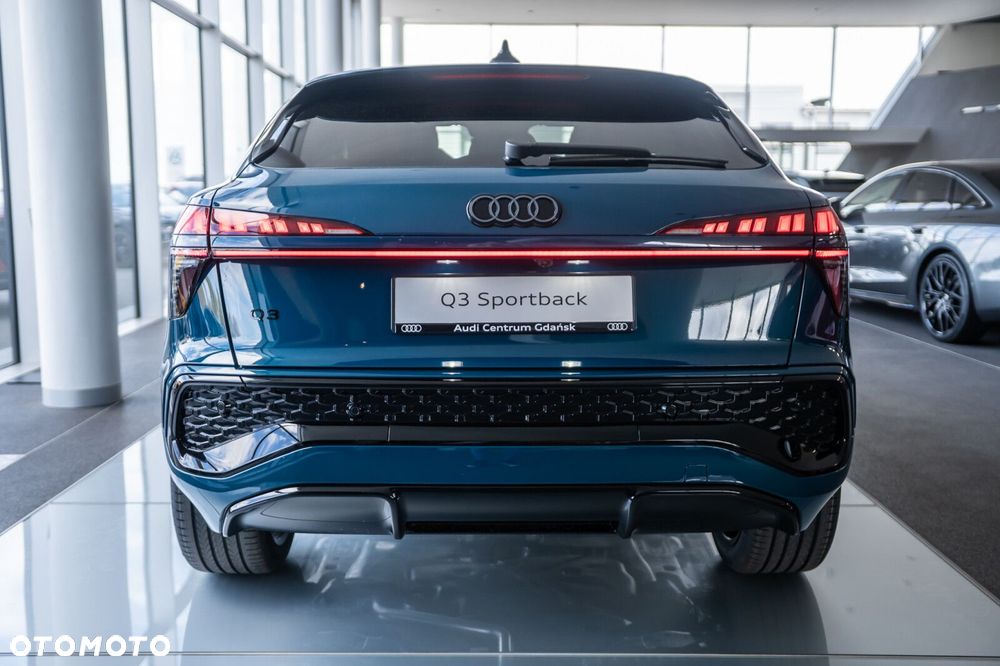 Audi Q3 Sportback - 5