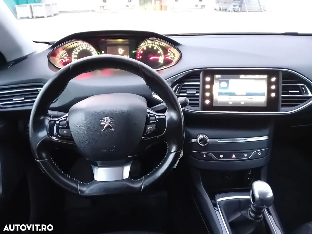Peugeot 308 PureTech 130 Stop & Start Style - 9