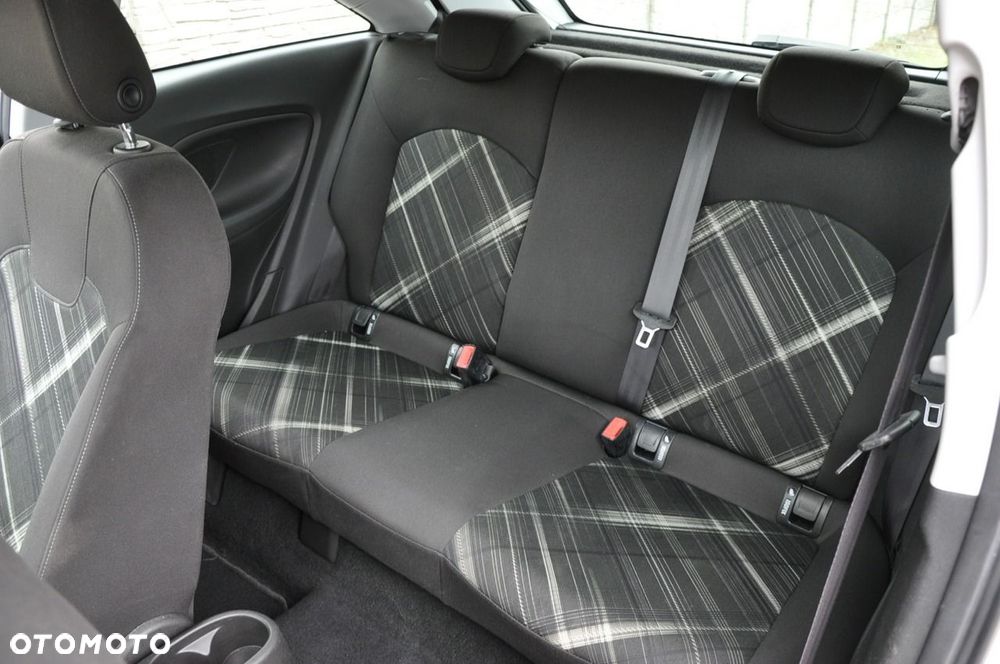 Opel Corsa 1.4 Cosmo - 10