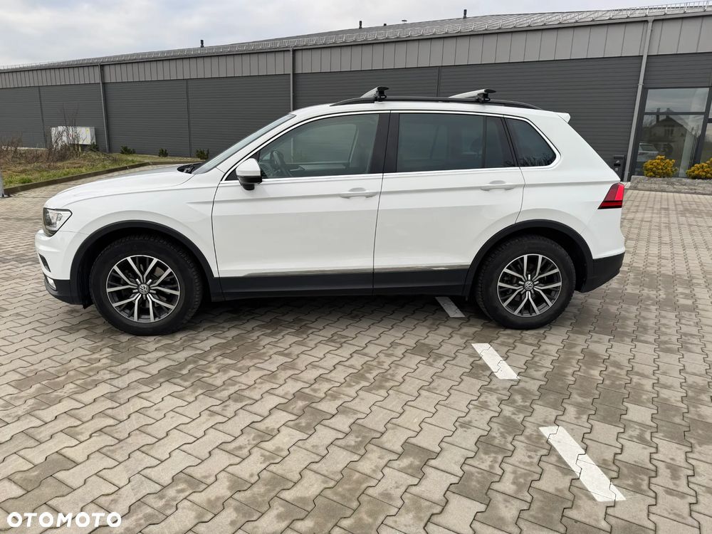Volkswagen Tiguan - 4