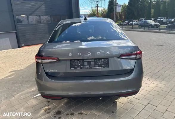 Skoda Superb 2.0 TDI DSG 4X4 Selection - 6