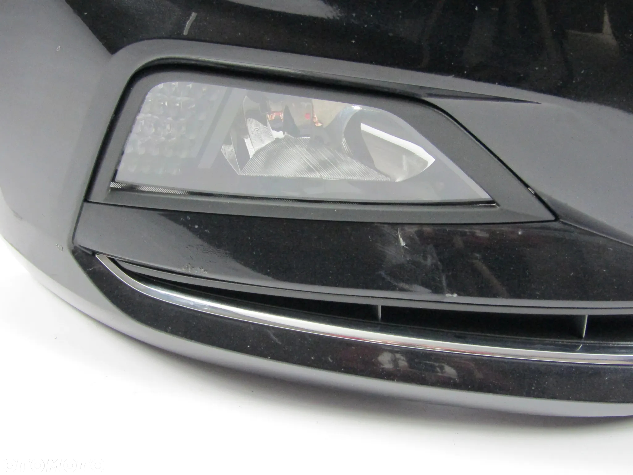 Zderzak przedni VW Polo 2G 17 - 22 Pdc-4  Lakier LC9X - 18