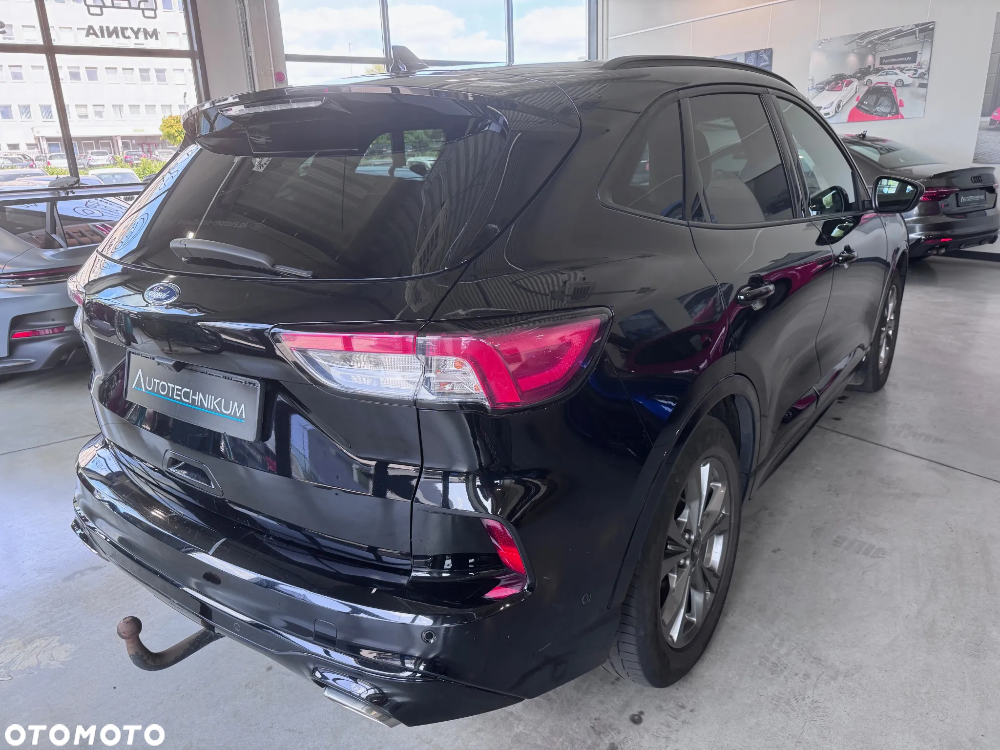 Ford Kuga 1.5 EcoBoost FWD ST-Line - 6