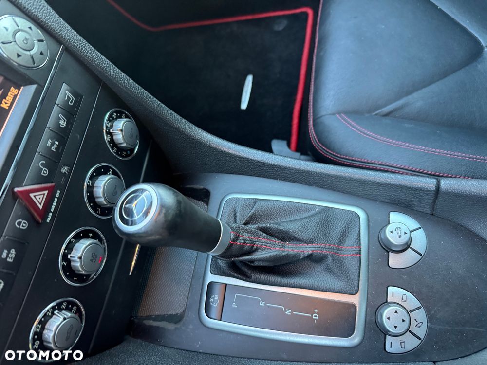 Mercedes-Benz SLK - 12