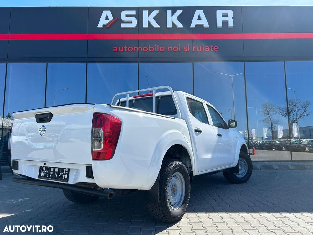 Nissan Navara Double Cab Visia - 6