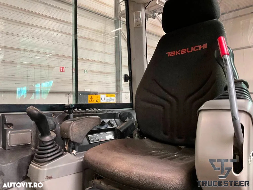 Takeuchi TB 250-2 - 6