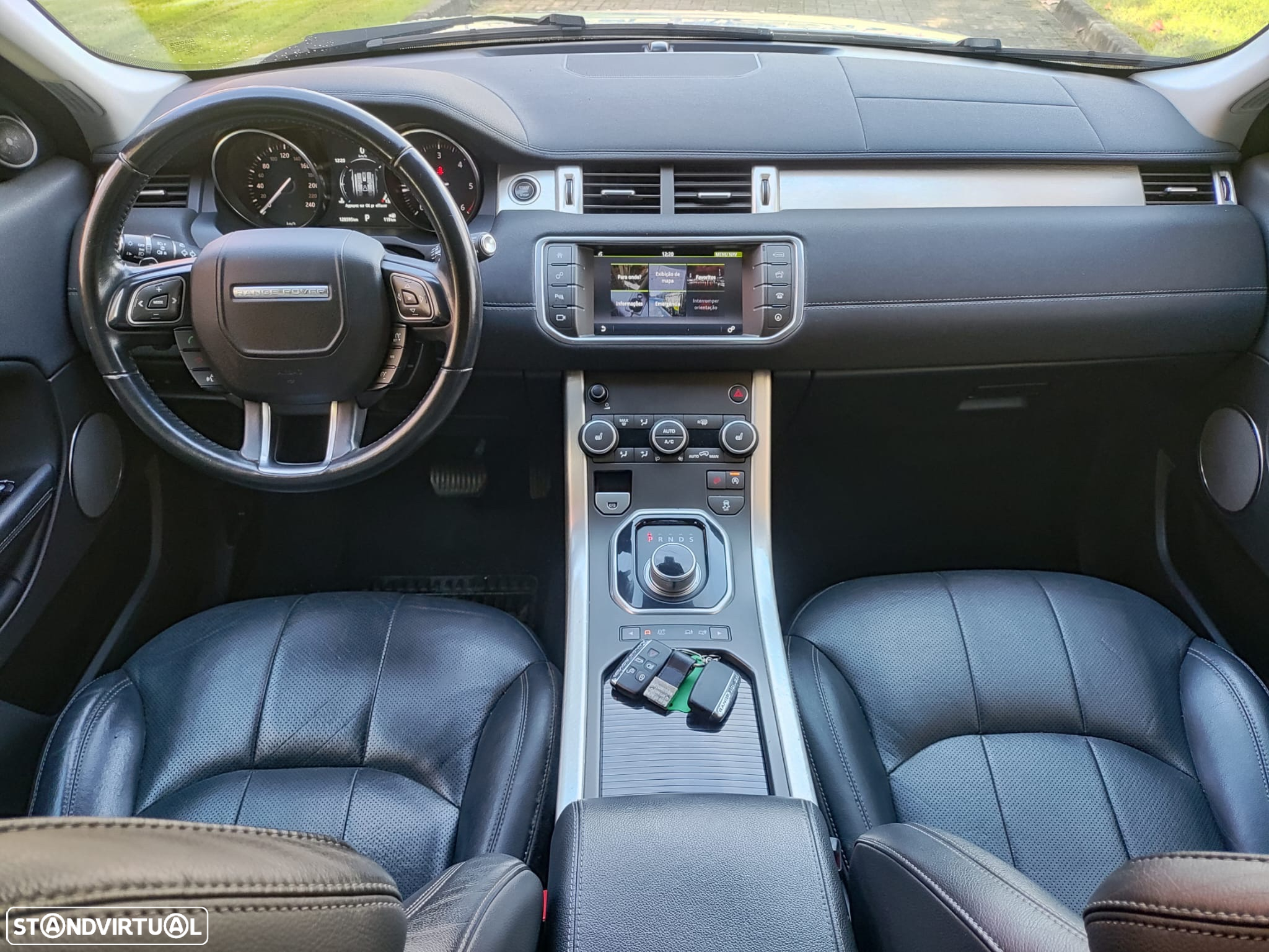 Land Rover Range Rover Evoque 2.0 TD4 SE Dynamic Auto - 26