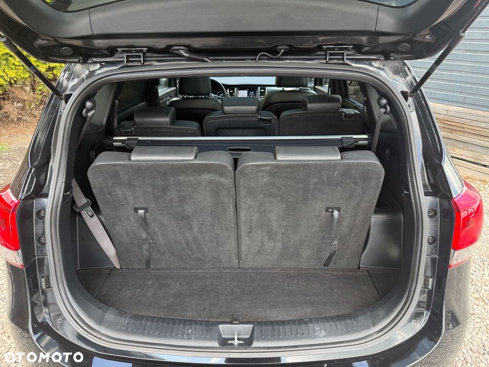 Kia Carens 1.7 CRDi 141 ISG Spirit - 31