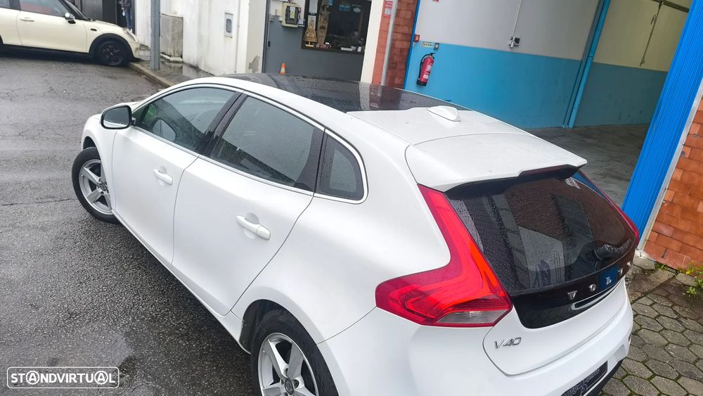 Volvo V40 1.6 D2 Eco Momentum - 3