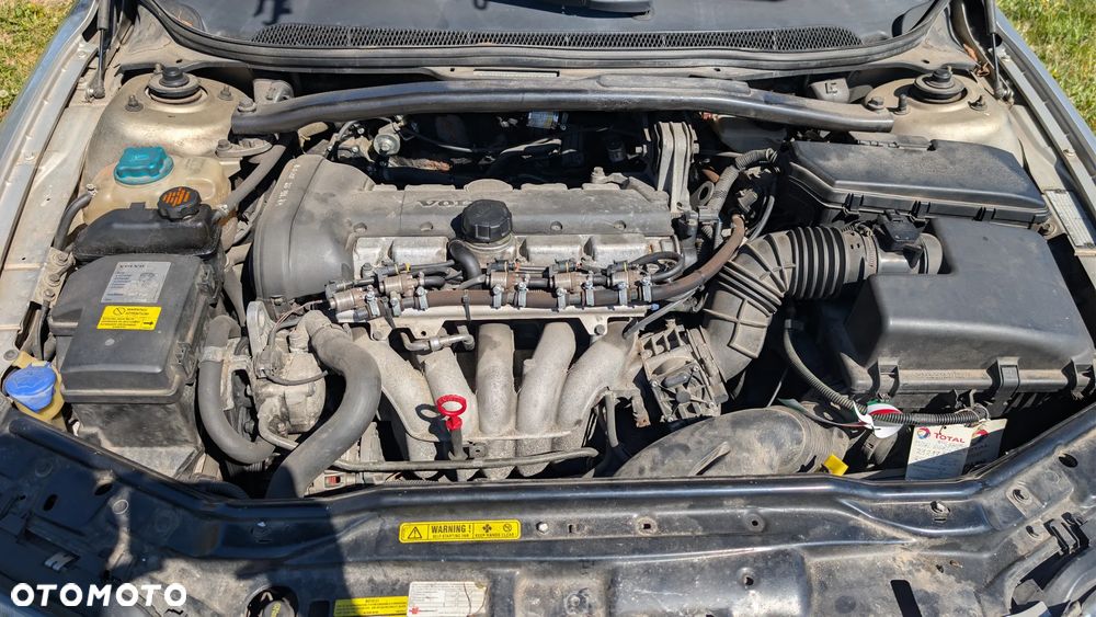 Volvo V70 2.4 Premium - 9