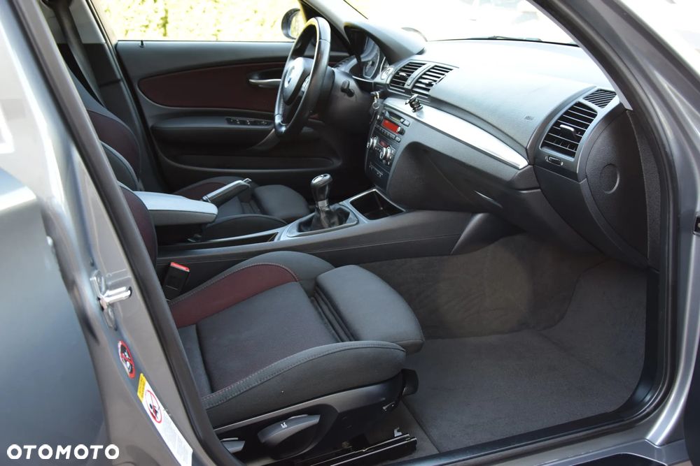 BMW Seria 1 120d DPF Edition Lifestyle - 20