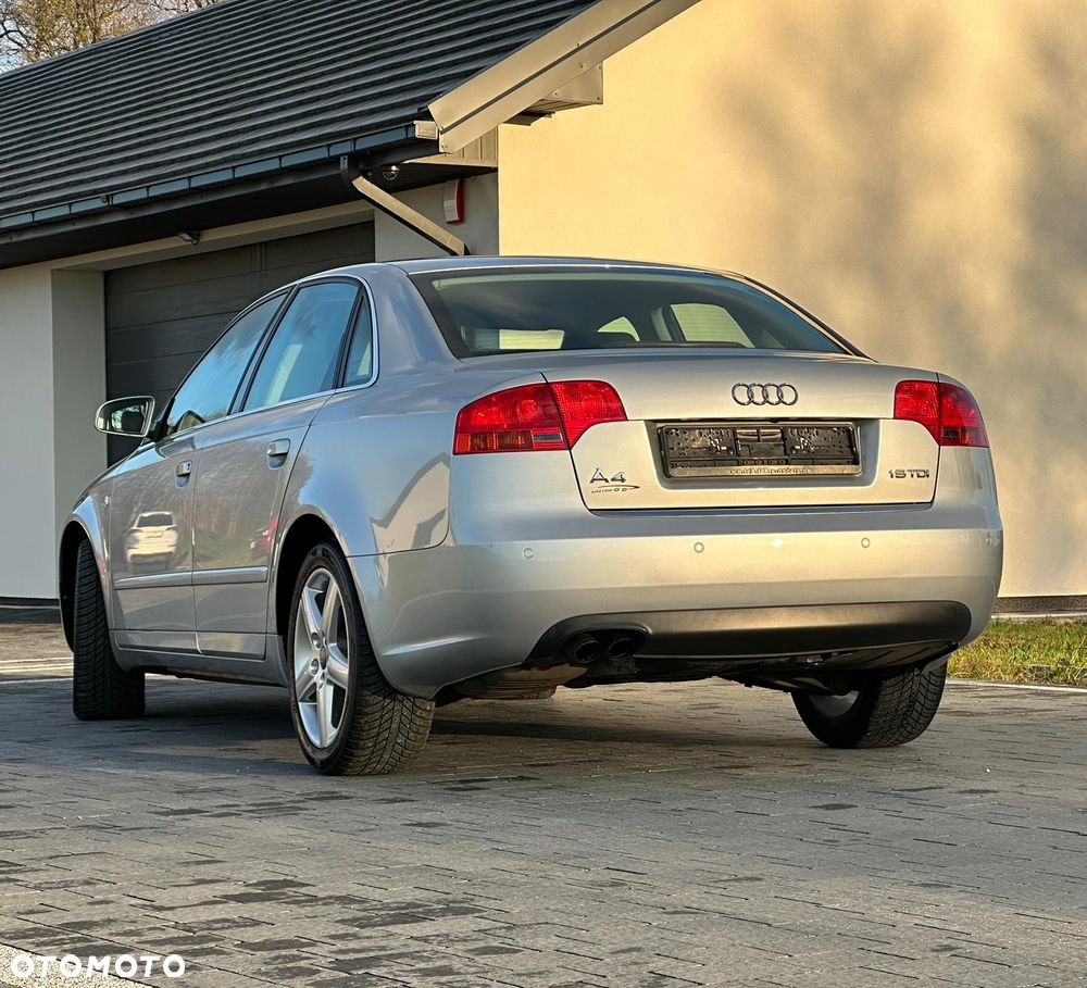 Audi A4 Limousine 1.9 TDI - 4