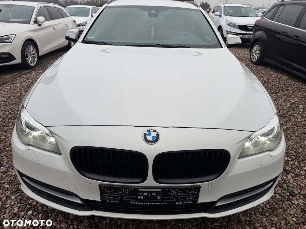 BMW Seria 5 525d xDrive - 3