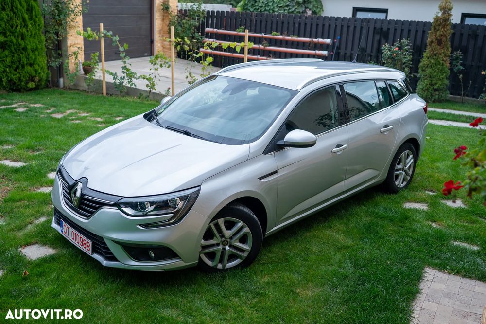 Renault Megane BLUE dCi 115 BUSINESS EDITION - 4